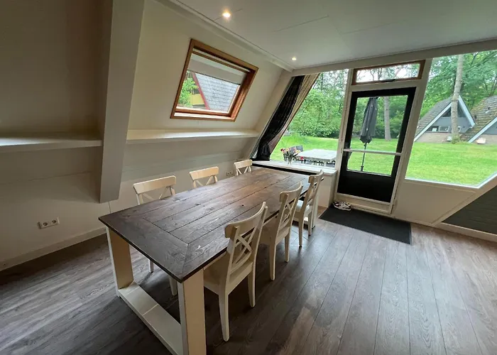 Charming With Wifi Holiday home Stramproy